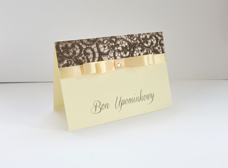 bon-voucher-brazowa-koronka-8